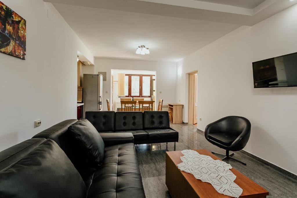 Апартаменты Apartmani Veselinovic Херцег-Нови